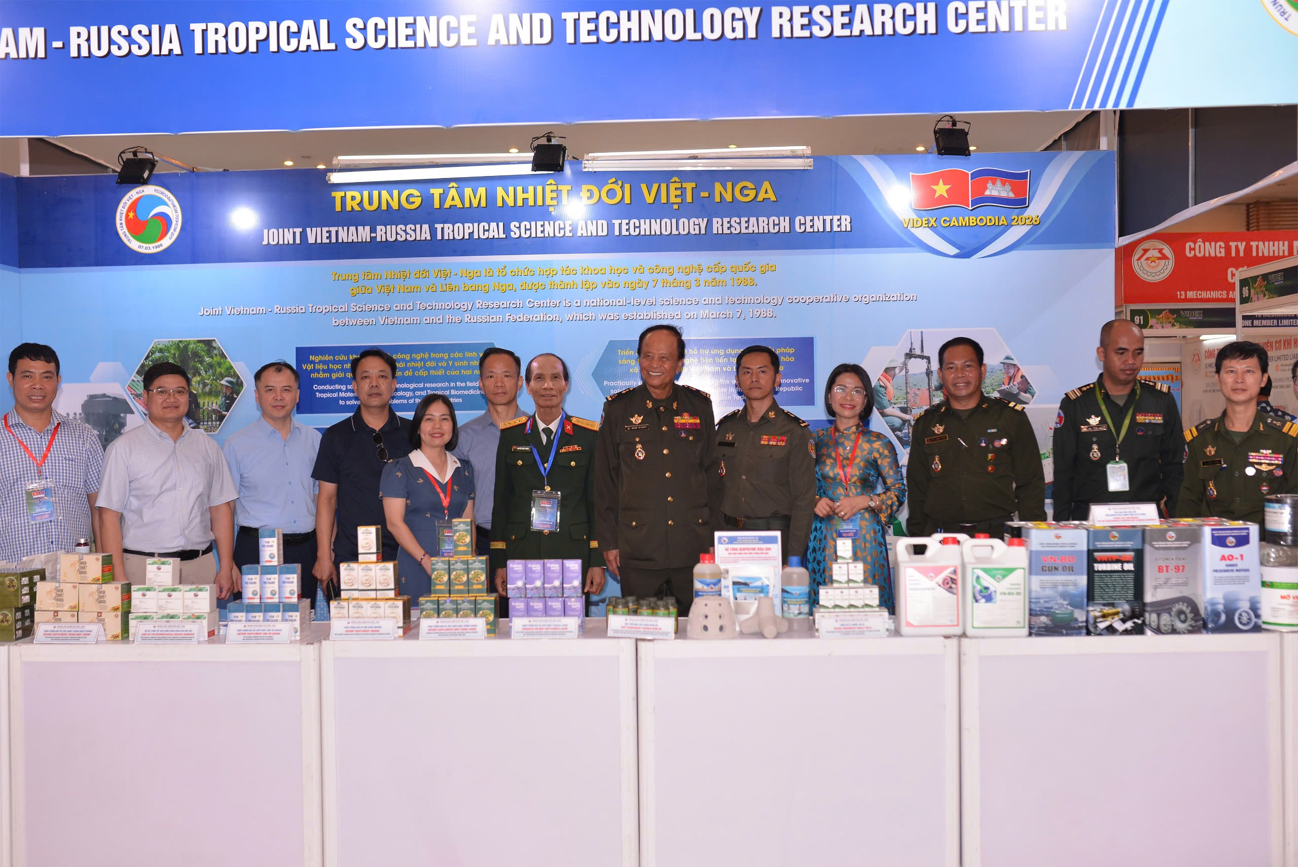 Trung tâm Nhiệt đới Việt - Nga giới thiệu sản phẩm khoa học, công nghệ tại Hội chợ kết nối giao thương và quảng bá sản phẩm Việt Nam - Campuchia 2026